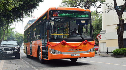 Vận tải khách sẽ chỉ còn hai loại hình xe buýt và taxi? Vận tải khách sẽ chỉ còn hai loại hình xe buýt và taxi?